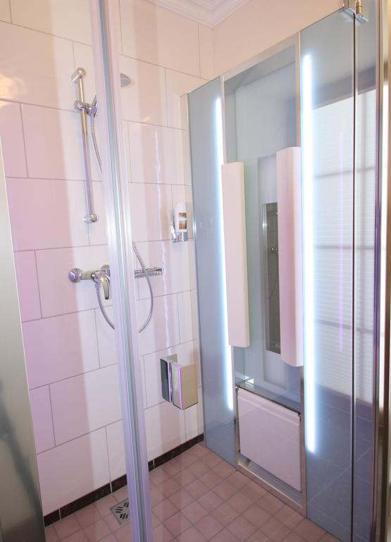 שלאדמינג Hotel Erlebniswelt Stocker חדר תמונה