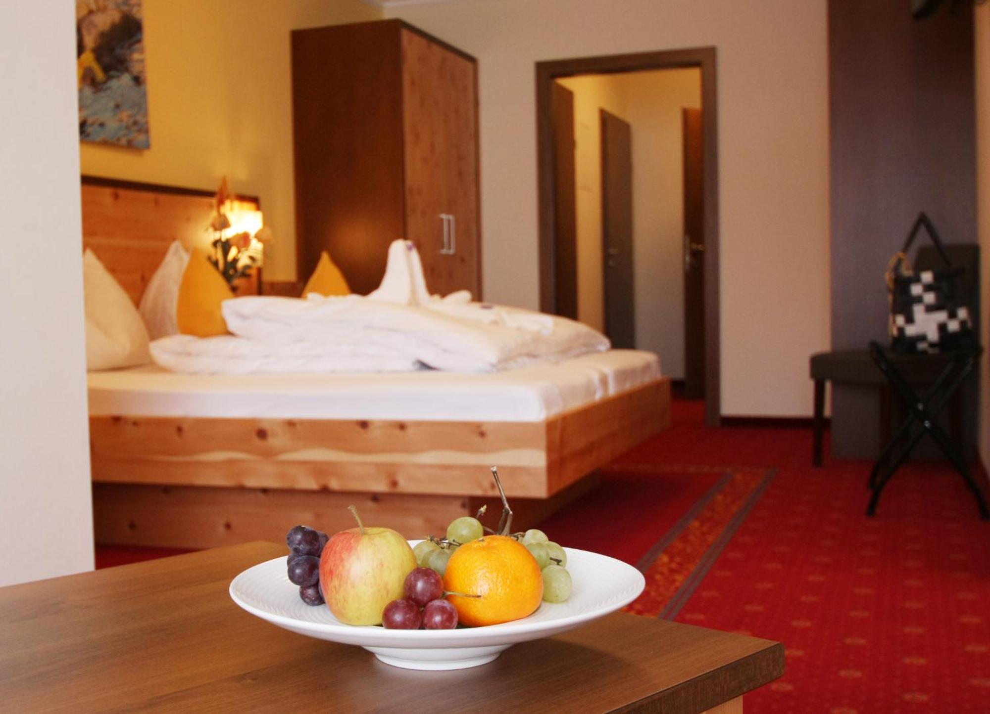 שלאדמינג Hotel Erlebniswelt Stocker חדר תמונה